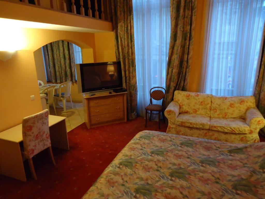 Matignon Hotel Brussels Room photo